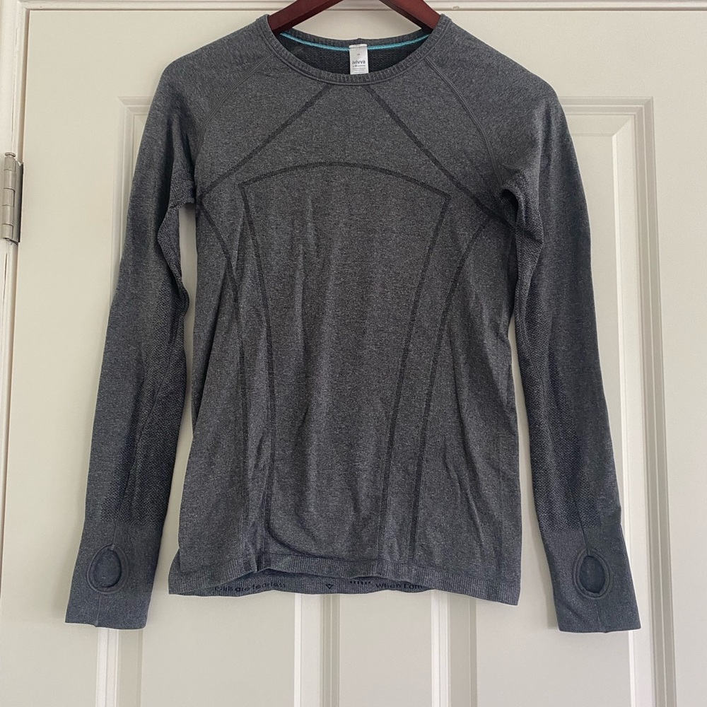 Ivivva girls fly tech longsleeve grey size 14